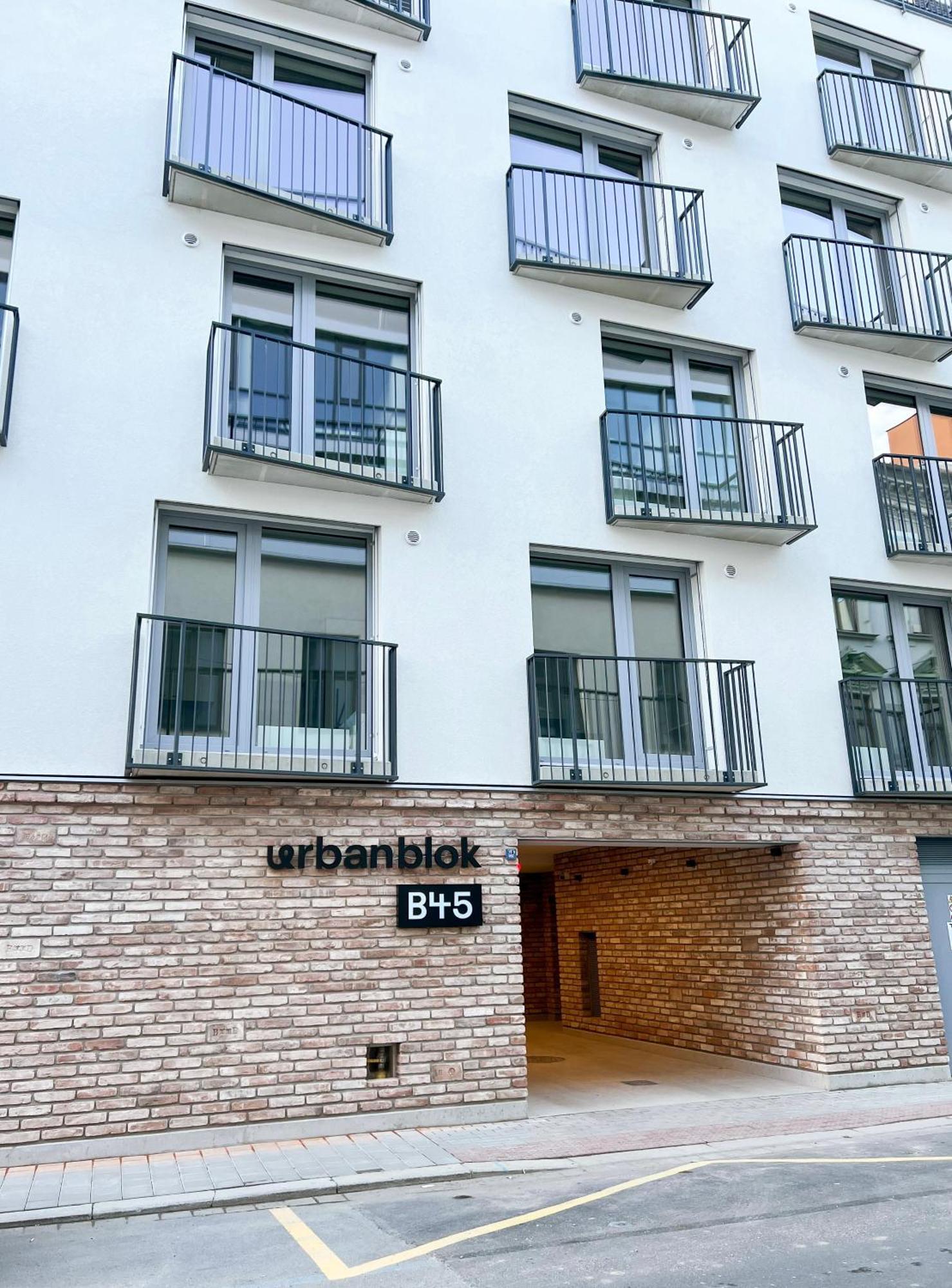 Celestial Apartments Brno Bagian luar foto